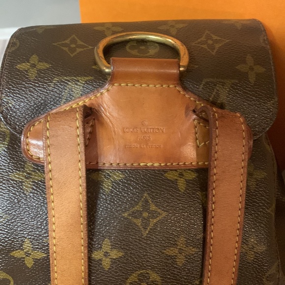 🤎🧡AUTHENTIC LUIS VUITTON MONOGRAM CANVAS MONTSOURIS MM BACKPACK 🎒 - Picture 12 of 15